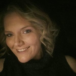 Meet your Posher, Desiree